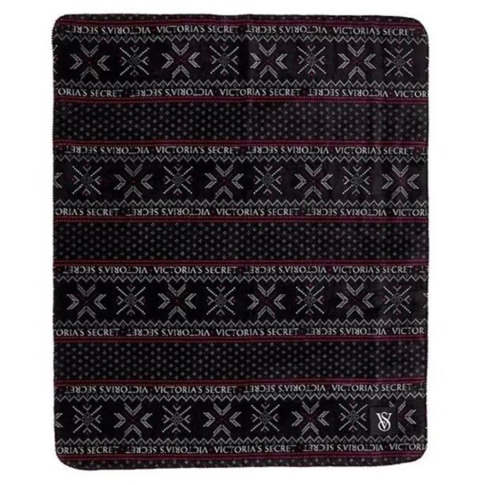 Victorias Secret Holiday 2023 Plush Blanket